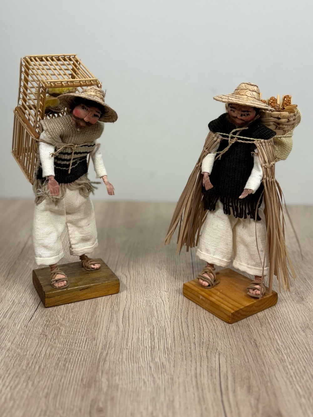 Authentic Vintage Handmade Falk Art Cloth Dolls Farmers Figurines Mexico set of2